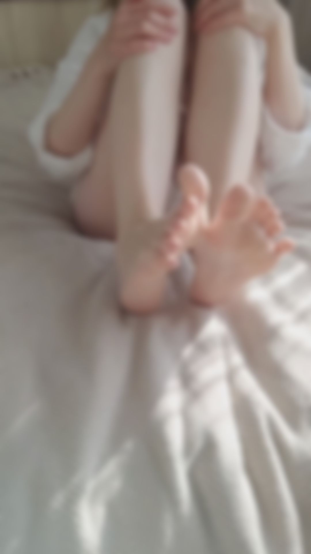 mooneysweety : MooneySweety Cute Sexy Feet #feet #toes #soles #sexy