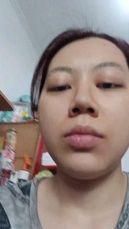 laura_yin : 一杯咖啡，洗去煩惱。