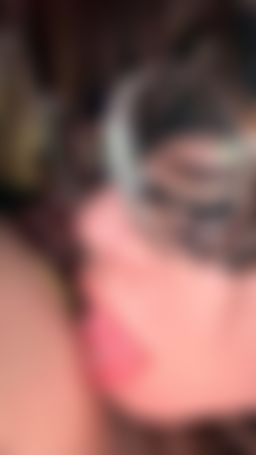 brownshadow6262 : 不同的方式不同的快感，真實體驗才知道讚啦Babe跳跳海的感覺真不錯Babe