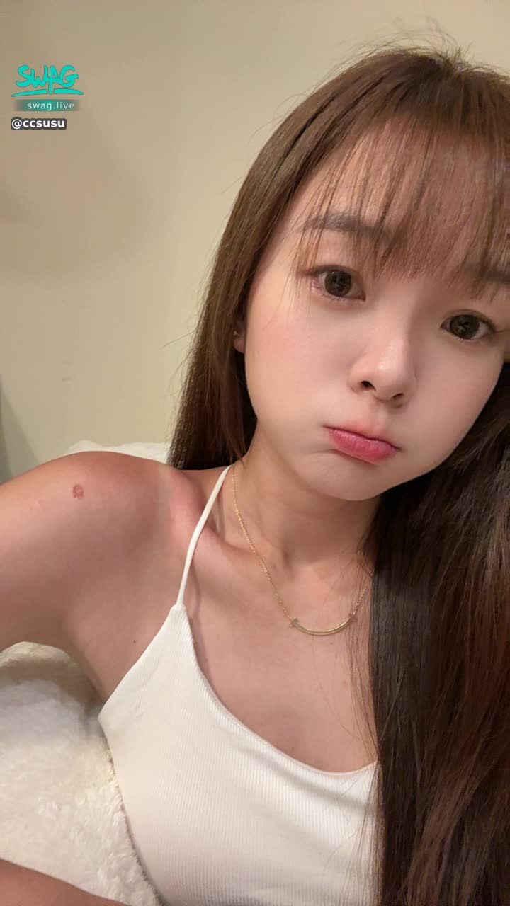 ccsusu : 超級曬傷⋯⋯ 今天休播唷