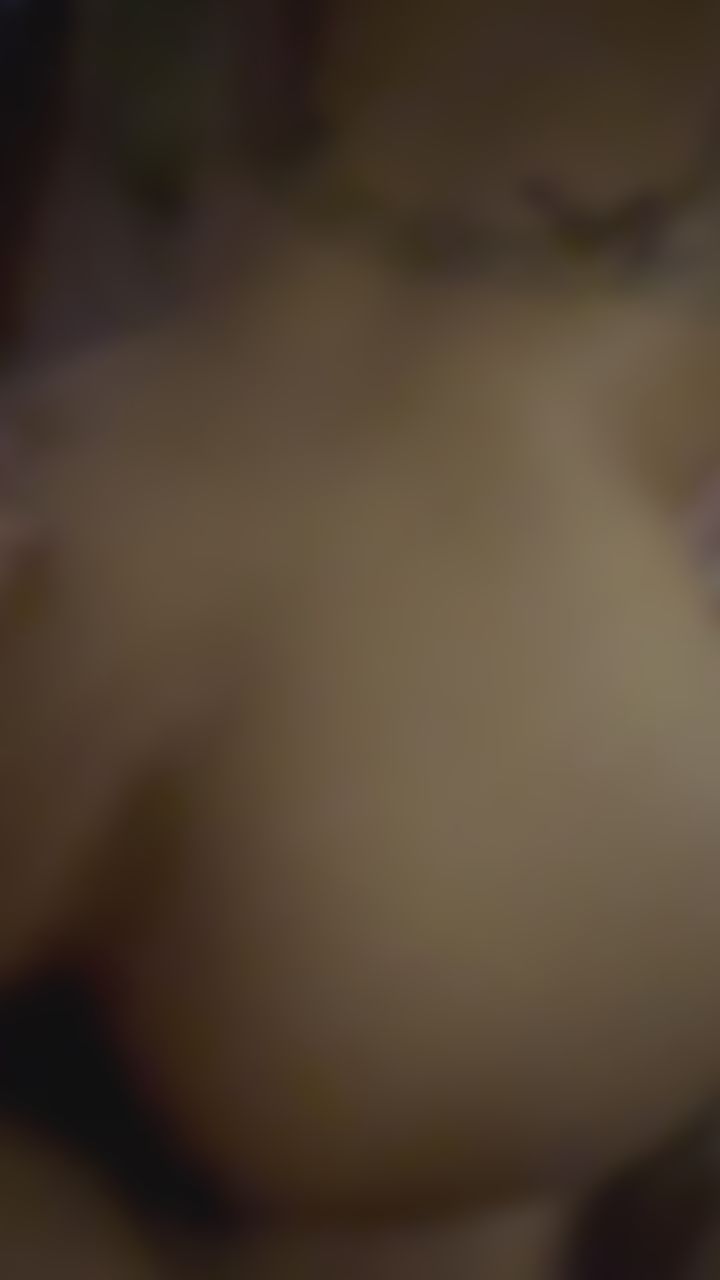 chanel0323 : 後背式插入💦實戰系列！本狐最喜歡的姿勢🥰🥰🥰快來把小狐狸約出來調教...😈