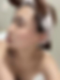 yo7542yo : 沈浸式尿尿🤫
還想看什麼視角的噓噓嗎😜