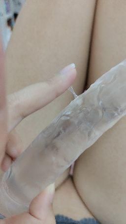 florababy : Why is this stick wet? 😈