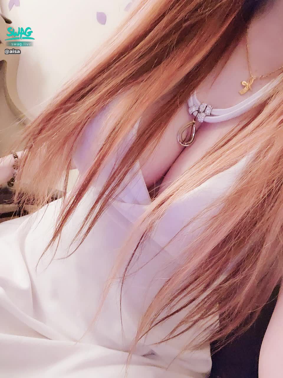 aisa : 白色洋裝🐇你結婚的時候我穿這個去刺激你老婆