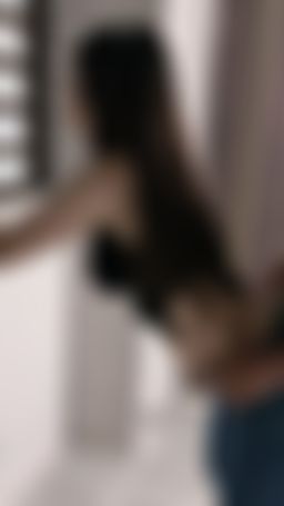 maggiebabe : 發情小母狗在陽台被室友男友無情輸出