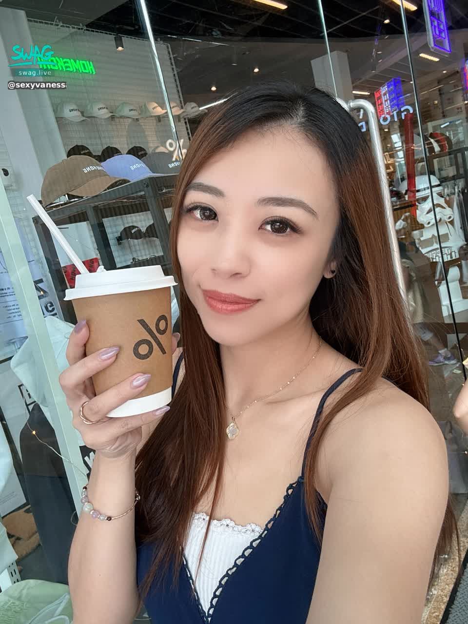 sexyvanessa : Go abroad to relax 😌
