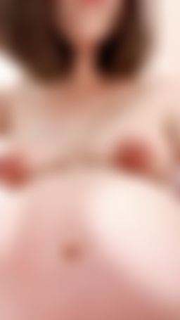 momopoly0035 : 奶都垂到孕肚上了
好性感好欠吸的奶
