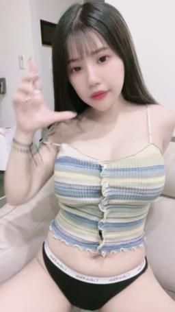 codyyuyan : 🔥1分鐘自慰🔥慢慢拖，輕輕揉鮑鮑跟奶奶，很色