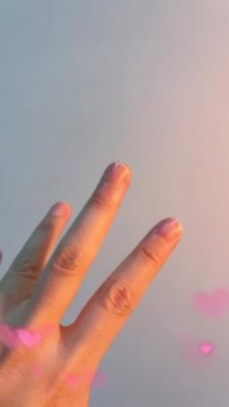 bershuka : 《請開喇叭》下播後的30-40則訊息都回完了，誠意滿滿🩵希望你們會喜歡😚 如果想要許願之後出現什麼內容可以私訊跟我說唷！大家晚安❤️祝你們一覺到天亮！

如果有還沒有跟我截圖換片的哥哥，要記得唷不要忘囉！

ps.萬一有遺漏的，請用仙女棒敲我！謝謝。

晚安😪💤