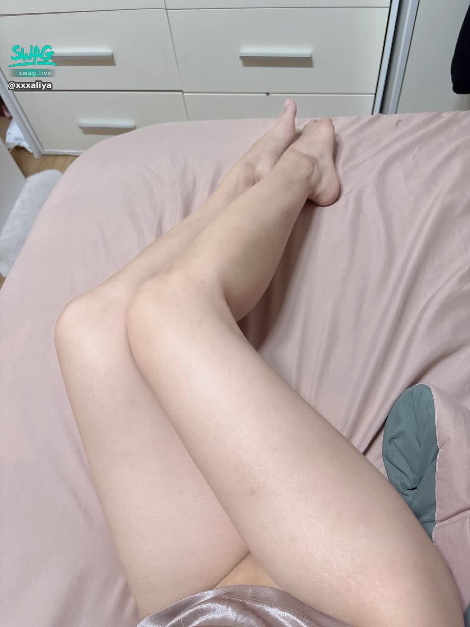 xxxaliya : 6/22（日） 22:00
上空健身秀
滿30 萬 性感全開乳膠姐夫秀
❤️‍🔥直播間禮物「浪漫玫瑰」截圖私訊艾莉即可🉐 《五分鍾樓空裝 乳夾+油》珍藏片

#主題直播