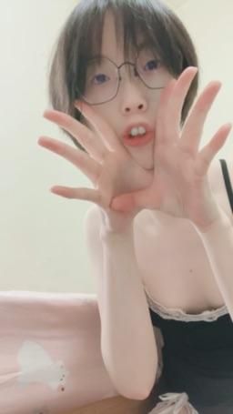 lynnbae : 別把我放心裏 我討厭人多的地方📢
#露臉 #激凸