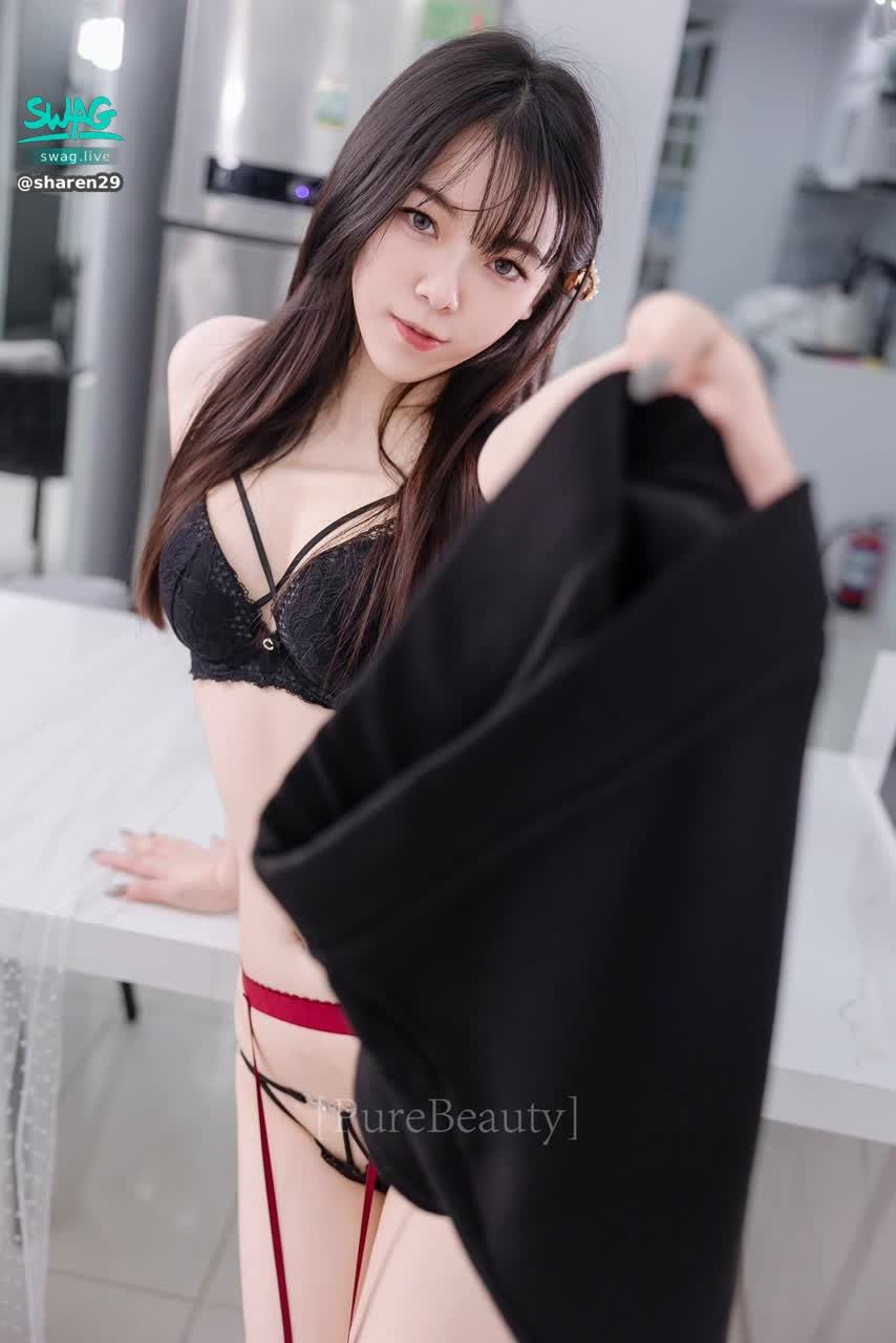 sharen29 : 可以幫我解一下我的慾火嗎🥵🥵
