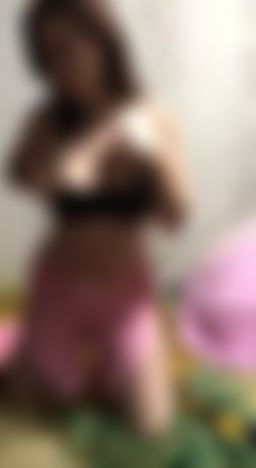 julielove : charming body 😍 big tits