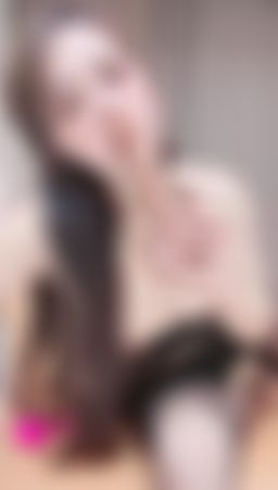 xww2233 : 後媽裙 高根鞋➕黑絲 (1)