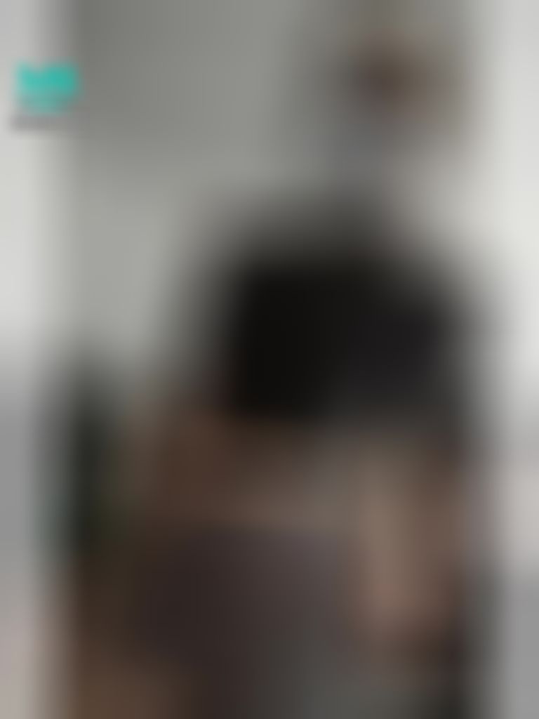 extraneousred6988 : 制服寫真喜歡嗎？BB