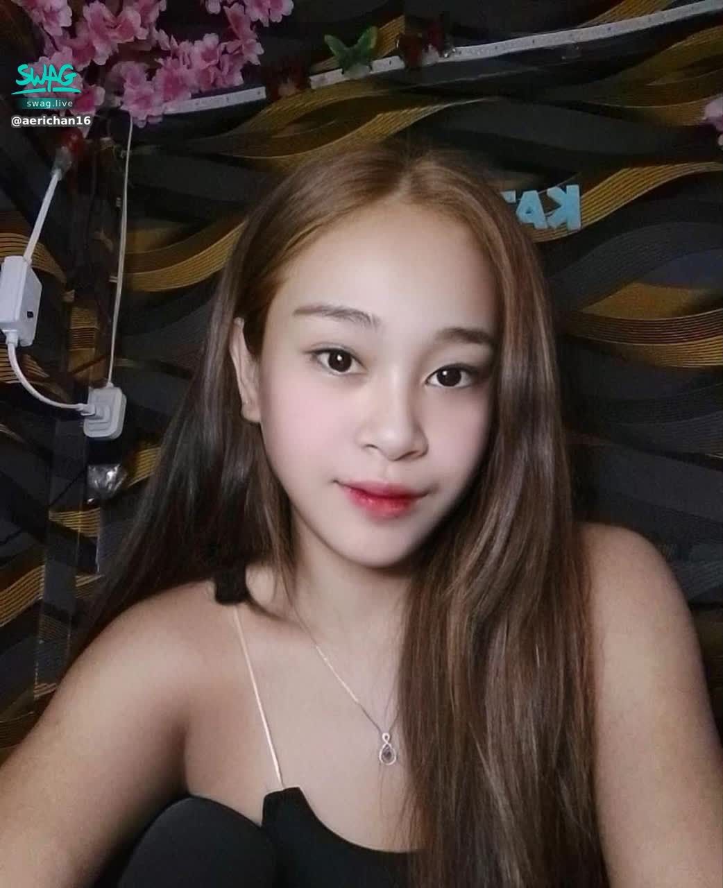 aerichan16 : # sexy streamer