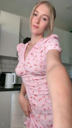 babytoy : ❤️cutie dress , cutie ass☺️