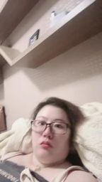 elovetsai : 今天晚上九點小泡芙準時等你們來二次大戰唷💎滿10w開誘惑表演場❤️送禮物支持新主播❤️也可多點點互動指令唷😊