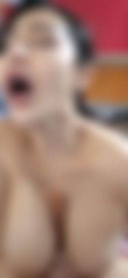 dirtymommy : 邊乳交幹我