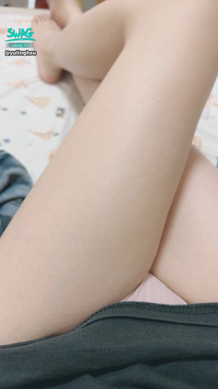 yulinghsu : Babe來訊息跟我聊天唄
之前有聊天的聊天室都找不到啦😭