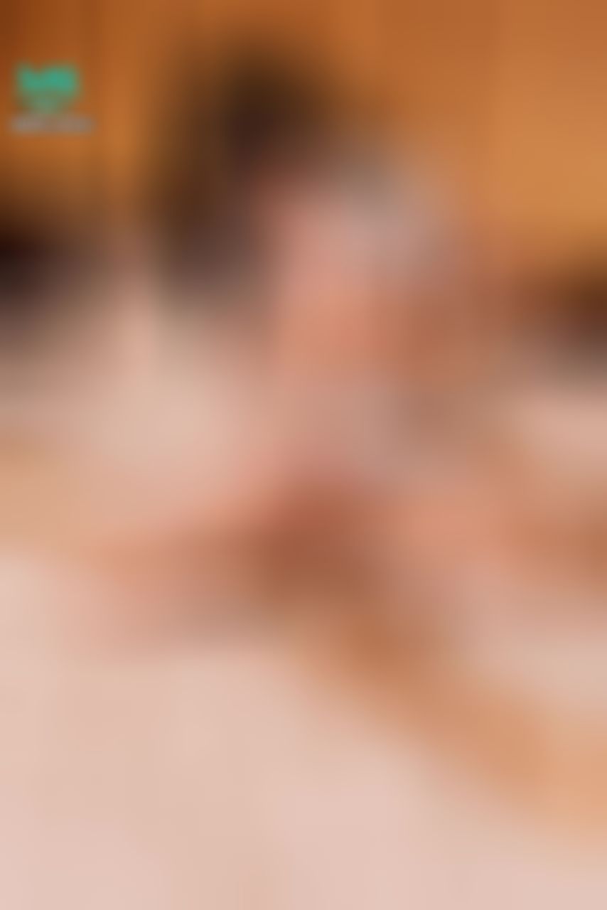 jolin_horny : 跟我一起床上玩玩具嗎？🥰