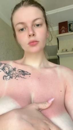 hotcaramel : show my body
