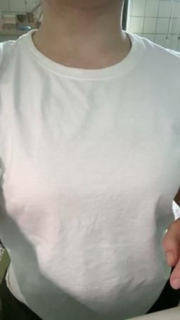naughty_pipi : 今天也是運動裝皮皮 還有真理褲喔☺️