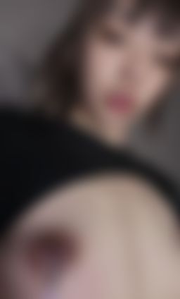dagababy : 奶子上口水澆下去💦🤤色爆😍乳環有點重🥵
