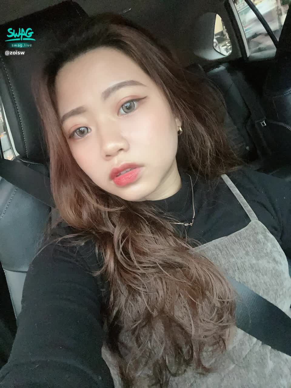 zoisw : 😘