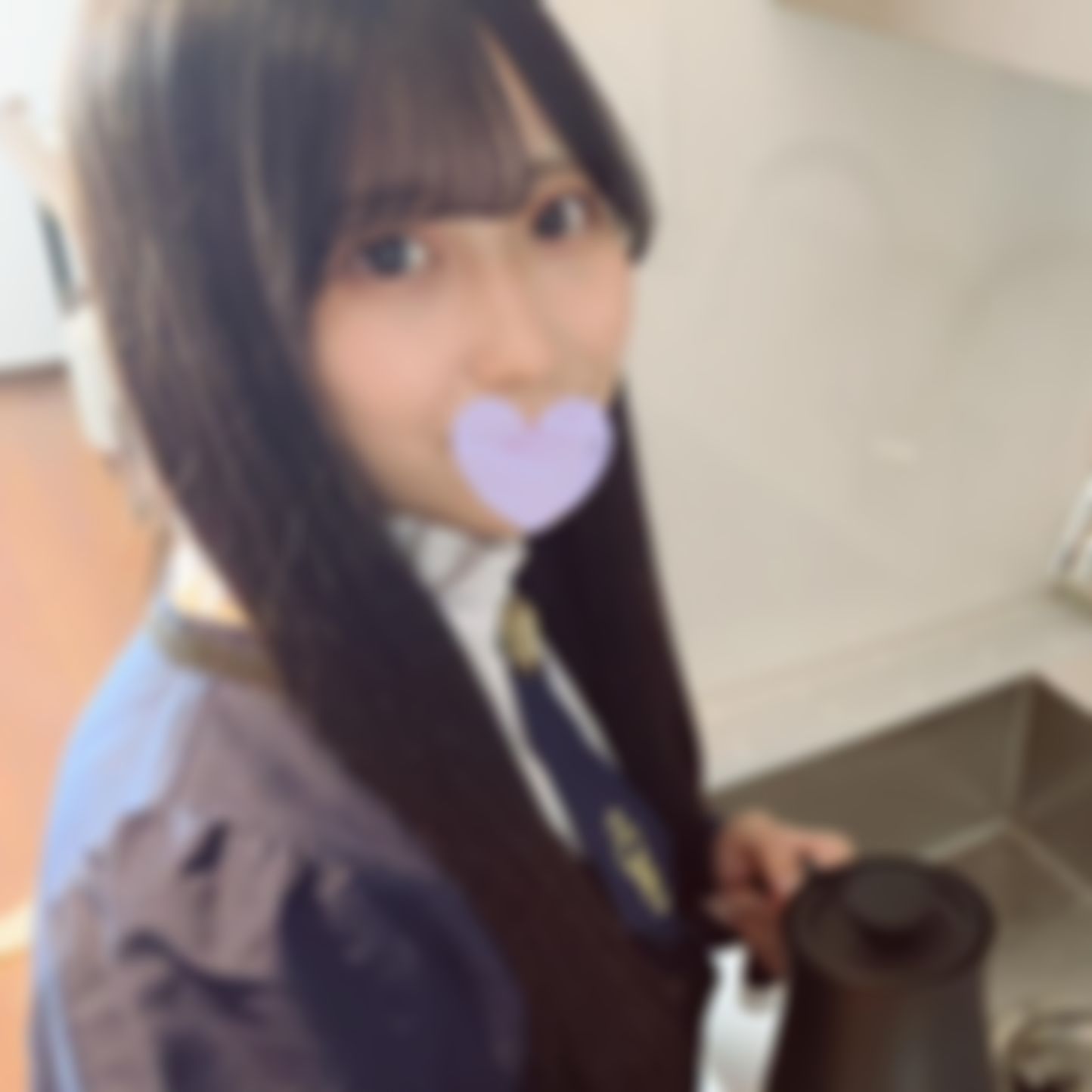 hamemedia : 🔥【無碼激情】🔥横浜酒店清純女僕被說服拍賺錢的性愛影片！在貪婪吸吮的淫蕩嘴裡爆射。欲求不滿的濃密毛髮私處被濃稠內射！💦💦💦