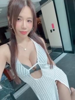 minipu_q : 開衩長洋裝💗