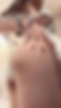 sweetbooboo : 女僕裸體圍裙🍻就愛這樣抓揉我的臀部 被撞感覺會好舒服🤤🤤