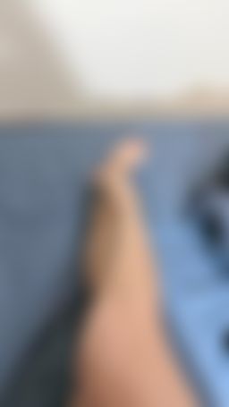 sexyestherr : 好久沒有腳腳福利了🔥