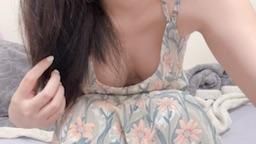 callie_ : 夢到被大家意淫 結果在月月來的時候濕的亂七八糟🥺
想聽聽Babe平常是怎麼意淫我的❤️