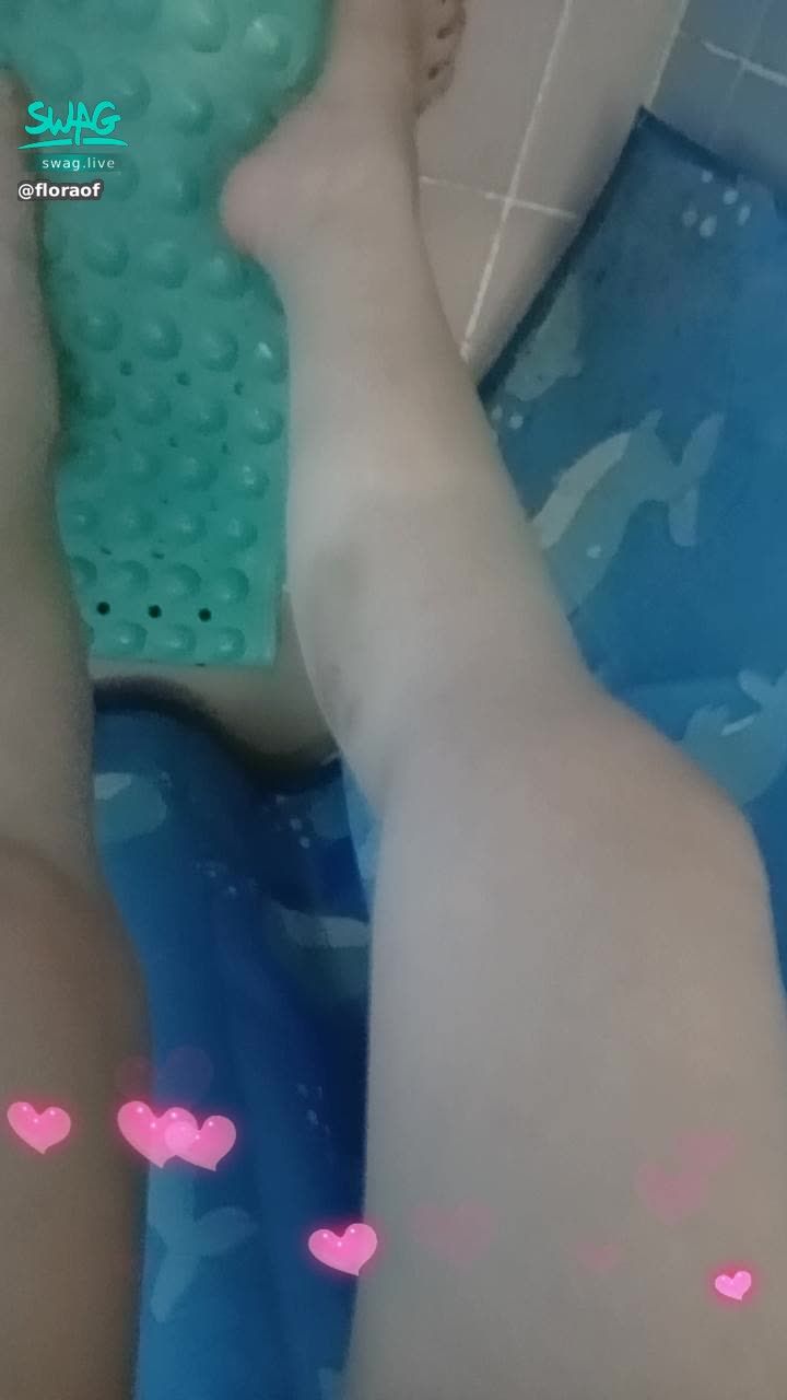 floraof : 過埋明晚就可以暫停上堂一個月先🤣👋👋 累透 呢兩個月同一時間上太多