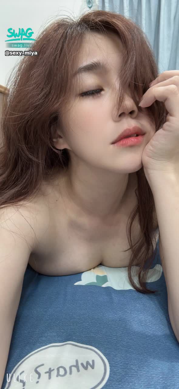sexy_miya : 啊～～6月底了耶⋯⋯⋯

我月初拚完之後就廢掉了🫠🫠🫠

如果之後不能直播了

私訊大家想看什麼呢💓💓
