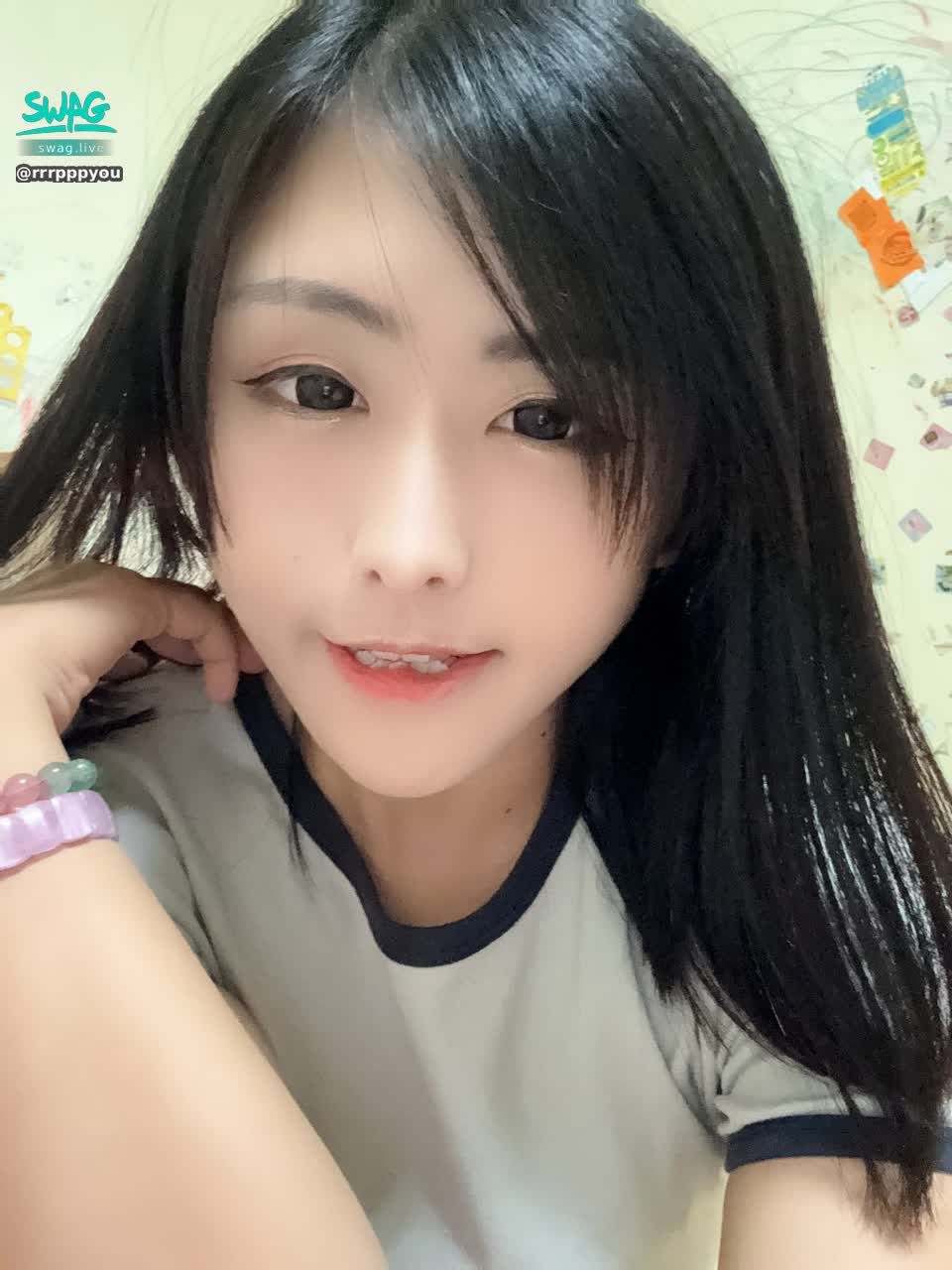 rrrpppyou : 偏偏我只有151公分   哼😡