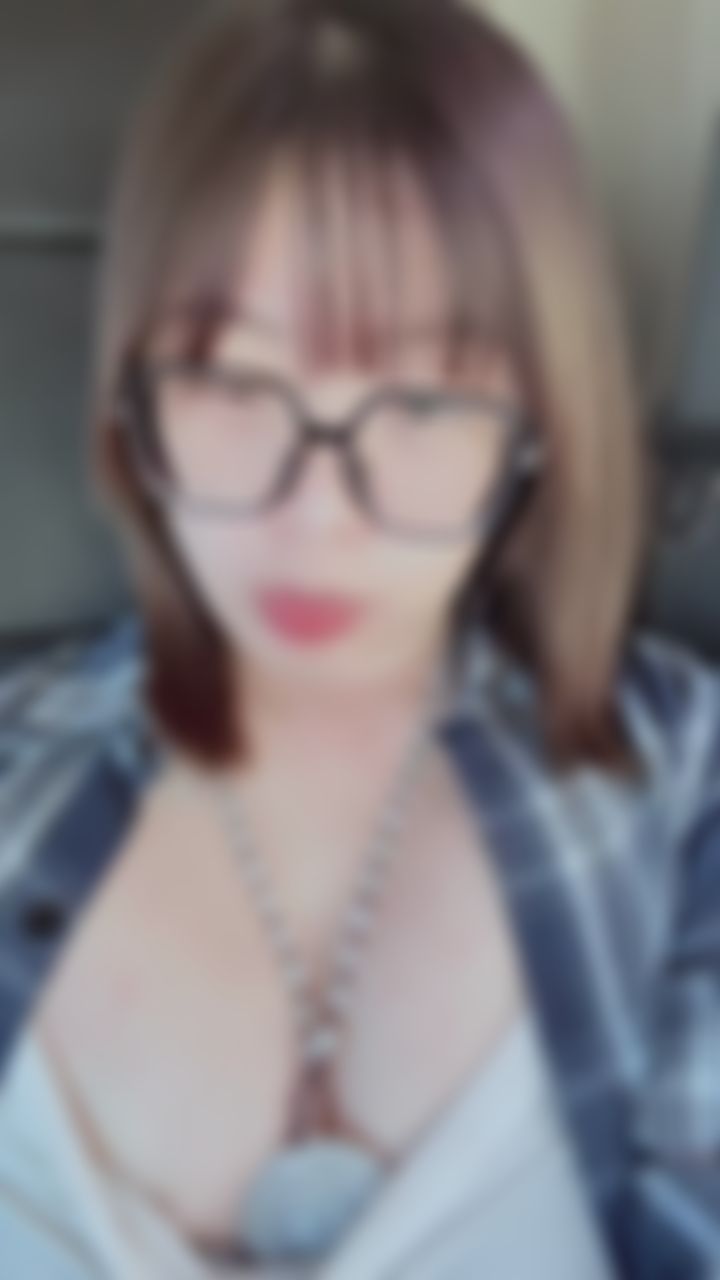 kitty_20240408 : 生理期都結束了🔚
為何還是持續漲奶耶(=ﾟωﾟ)ﾉ

有人會想要揉一下下嗎(///▽///)