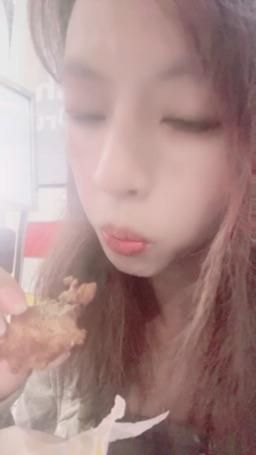 lovemeredith : Golden chicken nuggets, first time eating, not full, waiting for you to take out your dick