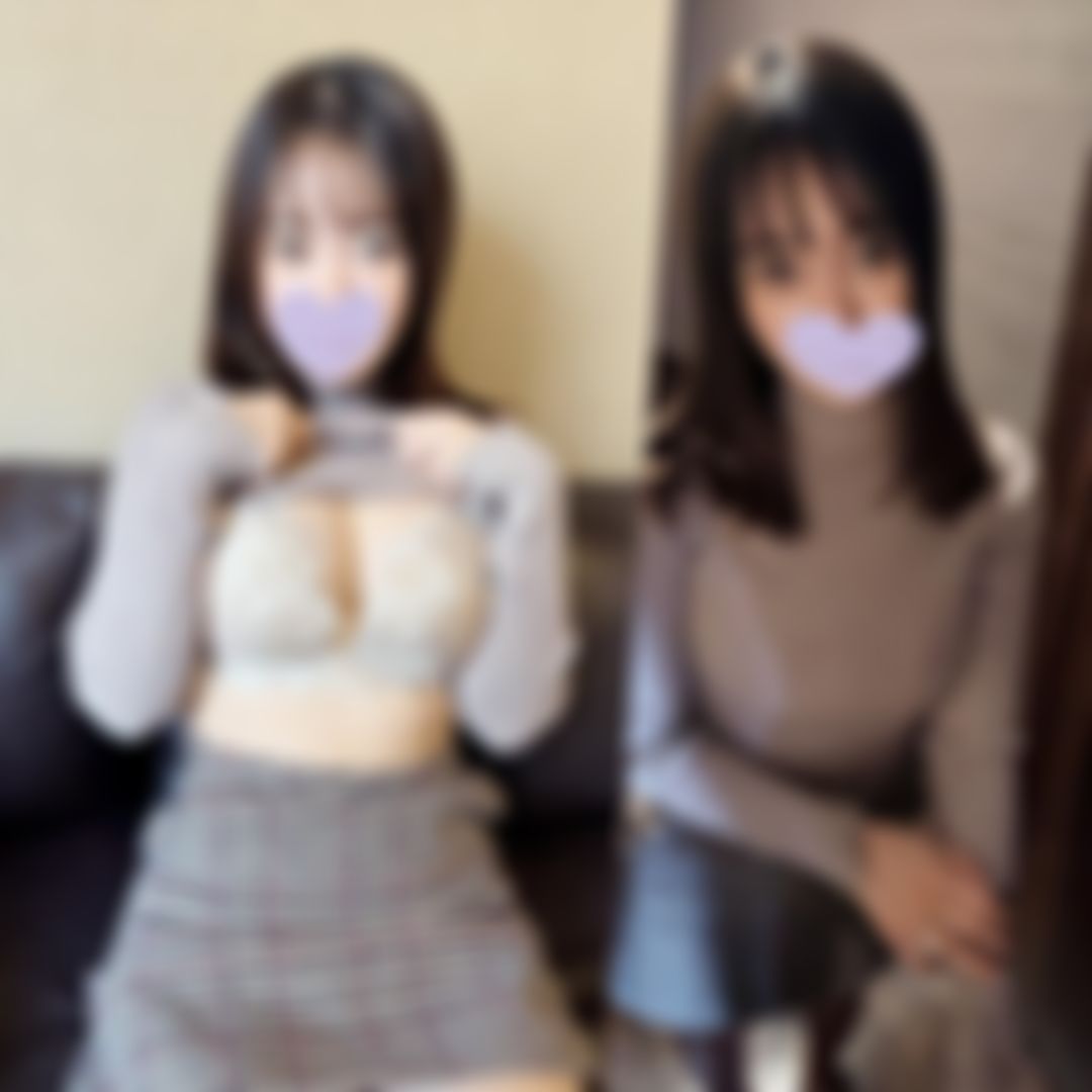 hamemedia : 🔥【無碼H罩杯狂欲】🔥遲到魔女大生19歲！25cm巨型假陽具潮吹調教，狗系少女的天然反應太誘人！😍💦🐶