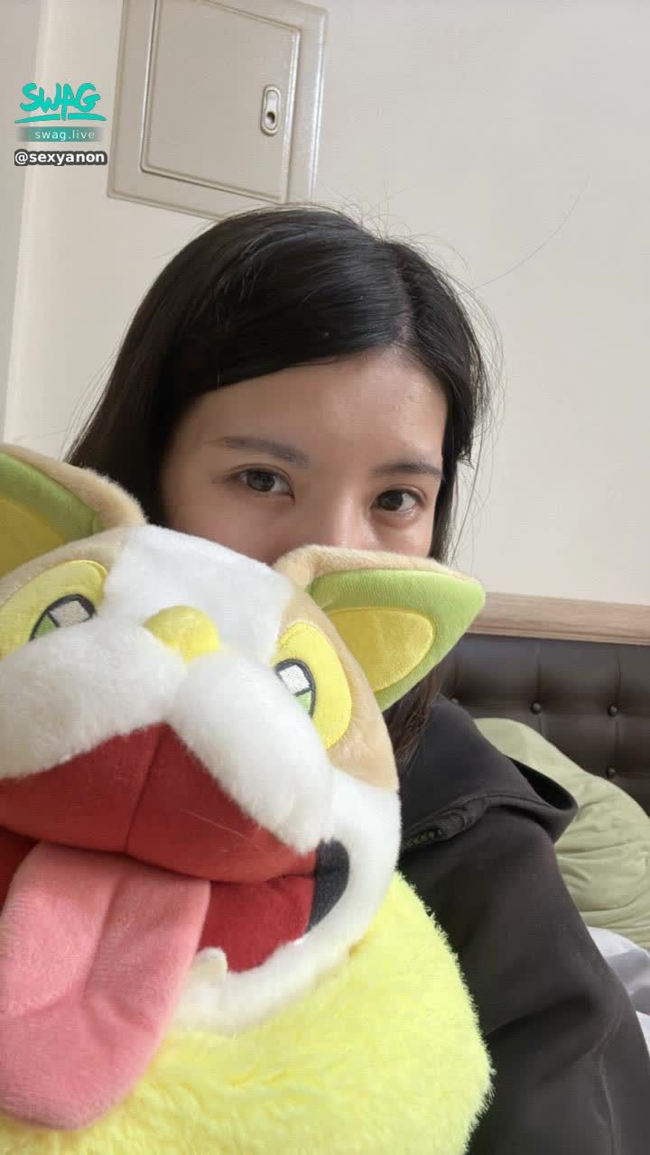 sexyanon : The new house is not ready yet 🤣 The person who connected to the network hasn't contacted me yet? Should I take the initiative to tell him or change to another one? Do you want to investigate if the network is slow? If you want to watch the live broadcast, click "like"