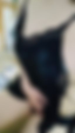 lelelina : 🔥新黑色蕾絲內衣側邊裸空