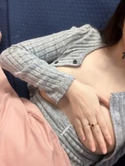 itou_yumi : 辦公室露胸