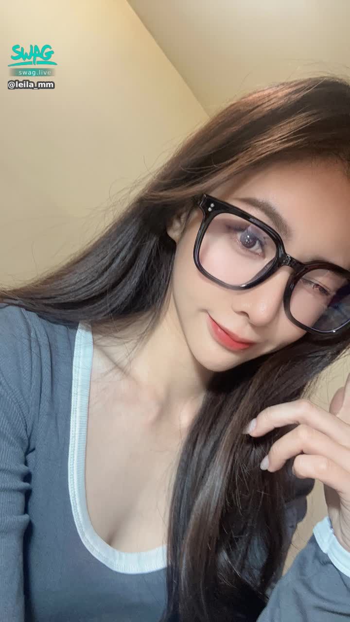 leila_mm : 7/1(二） 17:30 綠播🧡聲優唱歌🎤

達10w 換OL裝💋

#主題直播