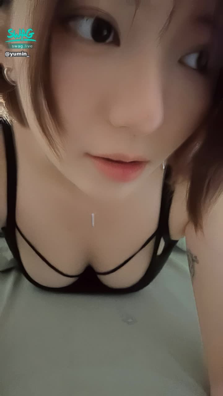 yumin_ : Babe有這樣的女友你今天幾點回家