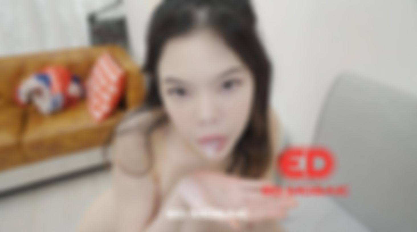 ed_mosaic : 口爆極品白虎！小穴慢慢地吞入大屌，背後式狂撞美尻直接射在她嘴裡！