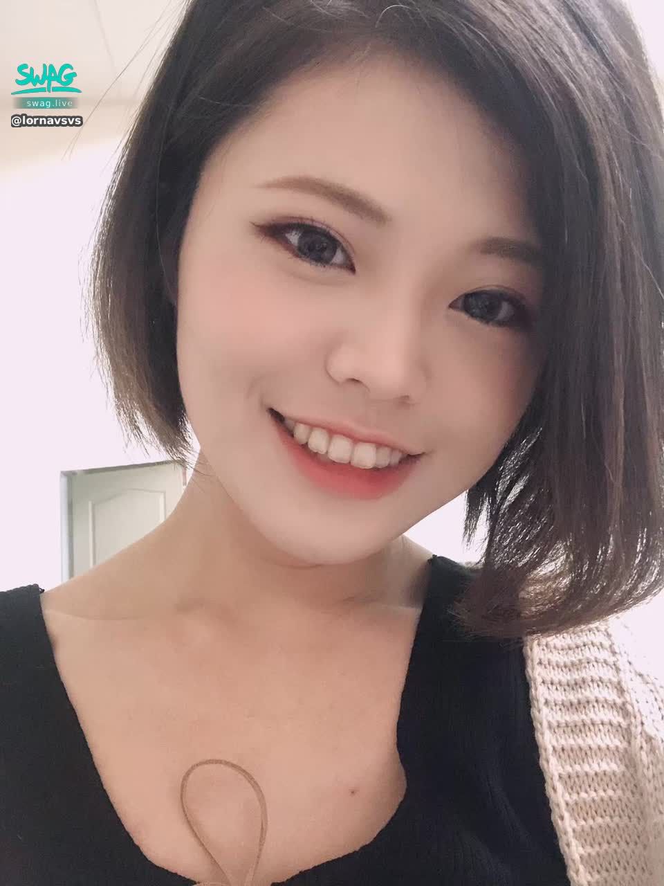 lornavsvs : 嘿～