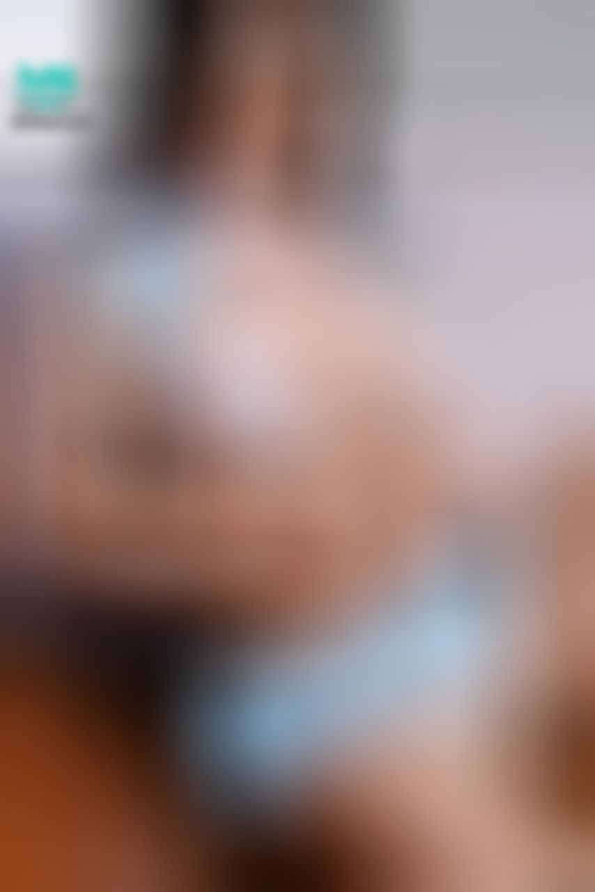 jolin_horny : 想要美女學生用巨乳幫你服務嗎？🤩