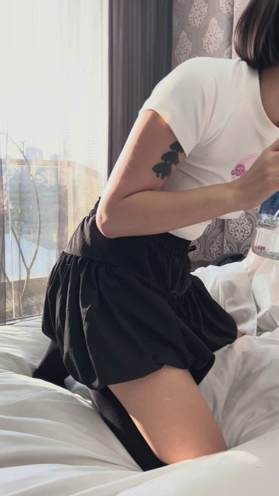 babes.private : 到房間後就是攻守交換的時間