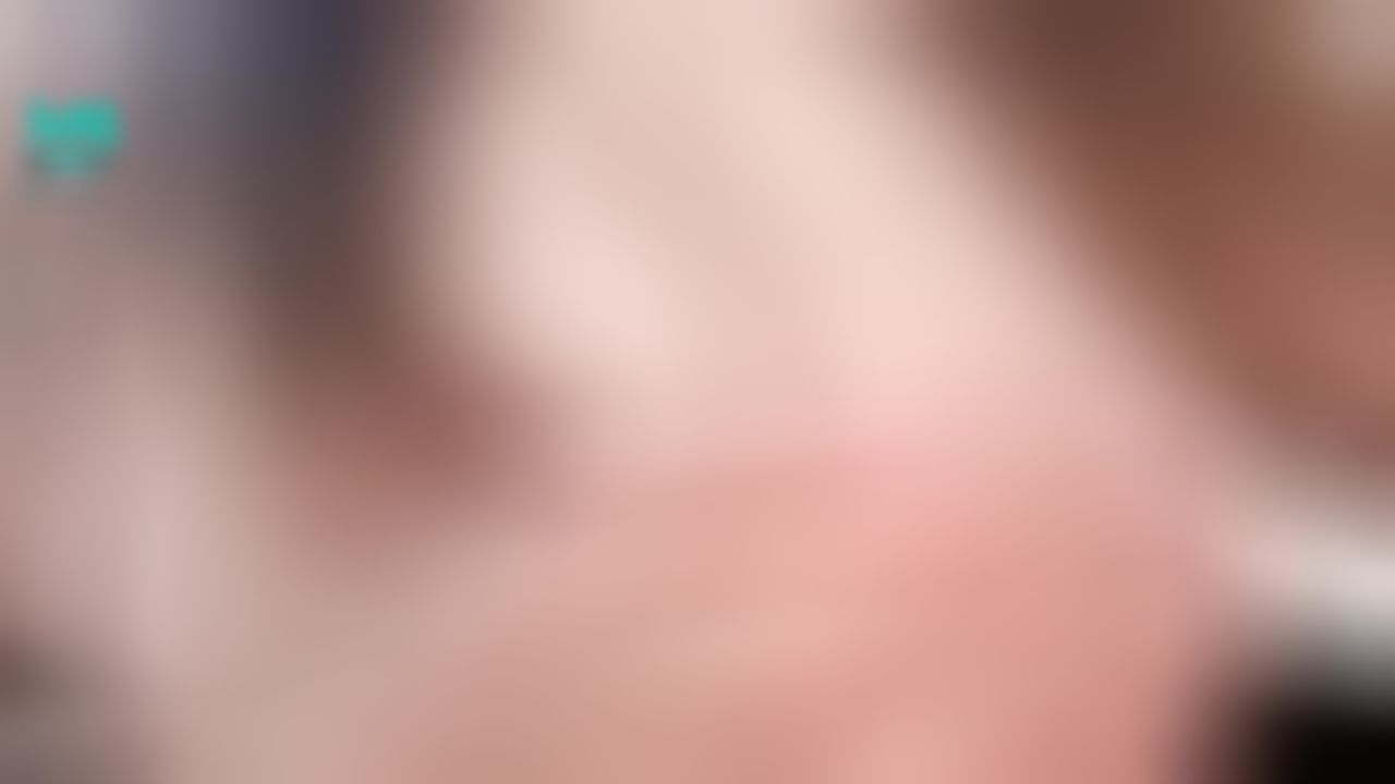  : 